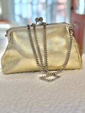 Uno Alla Volta Metallic Gold Leather Silver toned Kiss lock Crossbody Clutch EUC